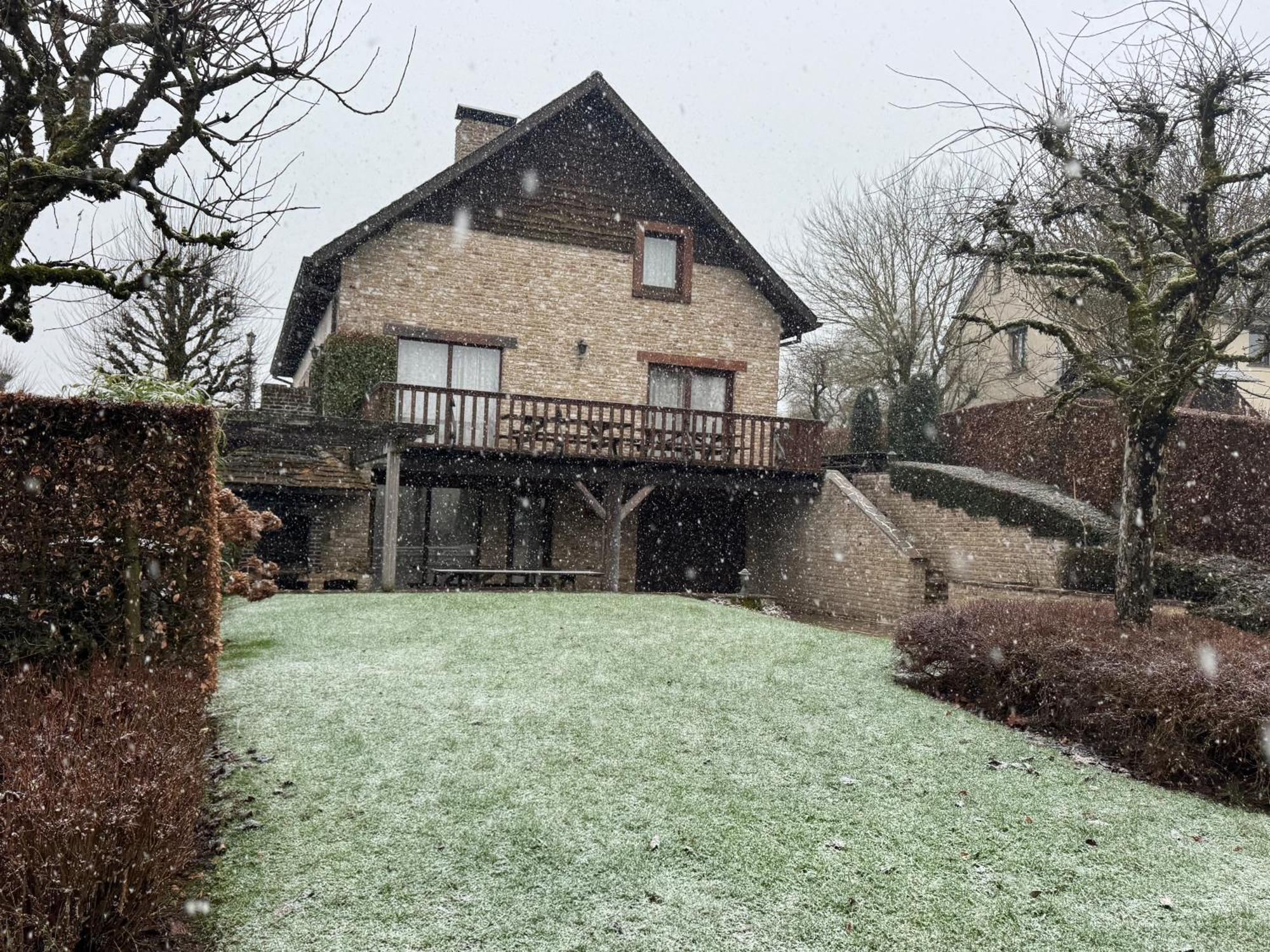 Achouffe - Gueyraude Apartamento Houffalize Exterior foto